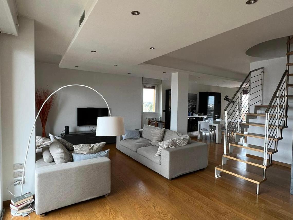 Penthouse Suite - Skyline View Busto Arsizio Esterno foto